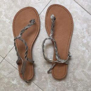 NINE WEST GOLD SPARKLE SANDALS